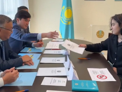 Оңтүстік Африка Республикасында 19 сайлаушы дауыс берді
