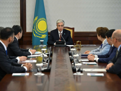 Президент Құрылтайдағы партия фракцияларының жетекшілерімен кездесті