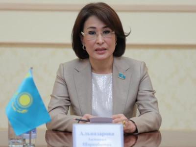 Ақмарал Әлназарова Денсаулық сақтау министрі болып қайта тағайындалды