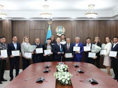 Қазақы тазы күніне орай кинология саласының өкілдері марапатталды