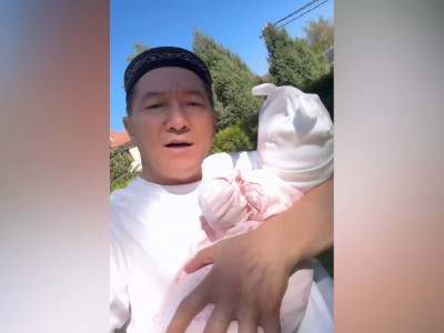 «Қазір жұмыс осы»: Сәкен Майғазиев немересімен видео жариялады