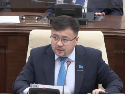 Зорлық-зомбылықты, қауіпті пранктерді тікелей эфирде насихаттағаны үшін жауапкершілікті күшейту керек – депутат