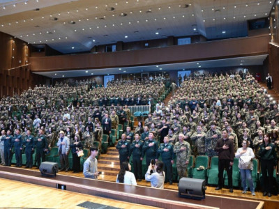 БҚО-да Қорғаныс министрлігінің өкілдері жастармен патриоттық кездесу өткізді