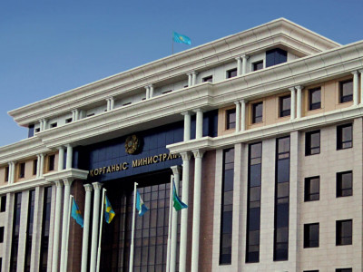 Айдос Мырзахметов Қорғаныс министрі болып тағайындалды