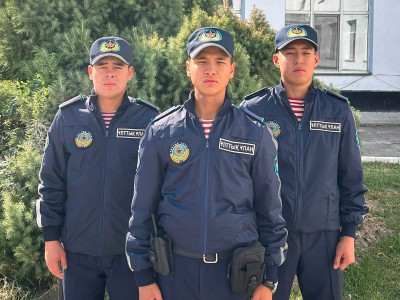 Ұлттық ұлан сарбаздары Талдықорғанда күдікті заты бар ер адамды ұстады