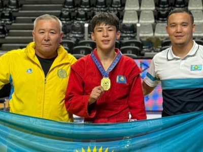 Ахмет Ислам самбодан әлем чемпионы атанды