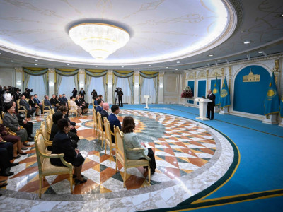 Ұстаздық еткен әр адамның ерен еңбегі зор құрметке лайық – Президент