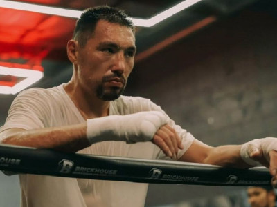 "Нокаутқа түсіремін": Әлем чемпионы боксшы Жәнібек Әлімханұлына сес көрсетті