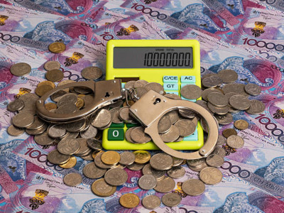 Сыбайлас жемқорлық жасаған азаматтан мемлекет кірісіне 12 млн теңге өндірілді