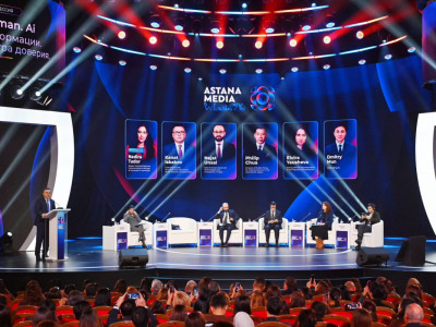 ЖИ және медиаға сенім: Astana Media Week-тің алғашқы күні қалай өтті?