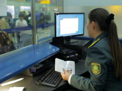 ҰҚК: Қазақстанға жалған құжатпен кірмек болған 19 шетелдік анықталды (ВИДЕО)