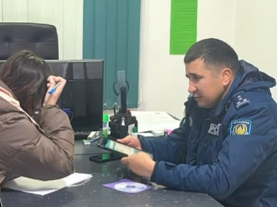 Талдықорғанда TikTok желісінде бейәдеп сөздер айтқан әйел жазаланды