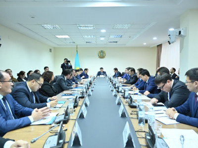 Құрылтай комитетінде өңірлік инфрақұрылымды дамыту мәселелері талқыланды
