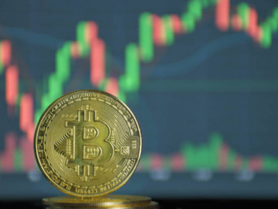 Binance криптобиржасы 2,5 млрд доллар активін бұғаттады
