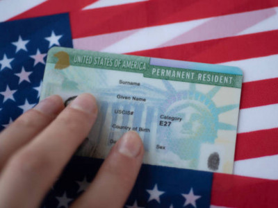 АҚШ Green Card беруді тоқтатты