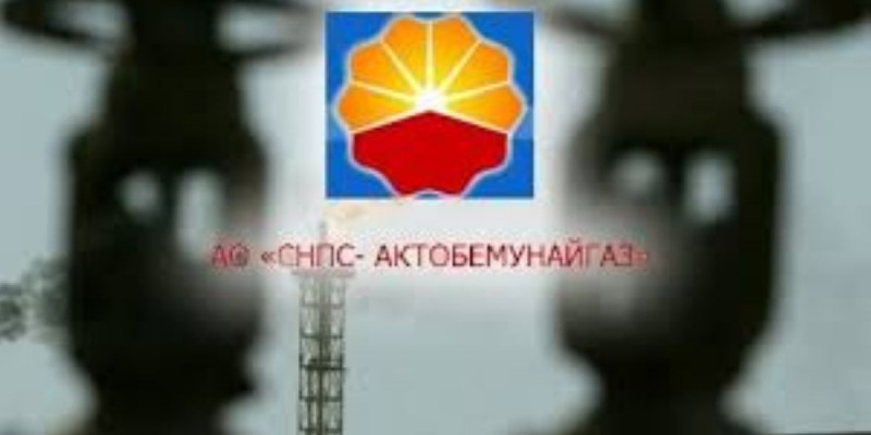 "Ақтөбемұнайгаз" қызметкерлері Қытай әнұранын шырқауға мәжбүр