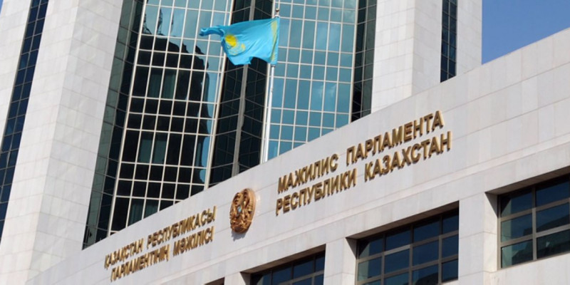 Мәжіліс назарынан тыс қалған мәселелер