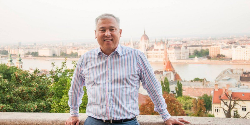 Мұрат Әбенов: «Серпінмен» оқығысы келетіндер «физика» пәнін таңдағаны абзал