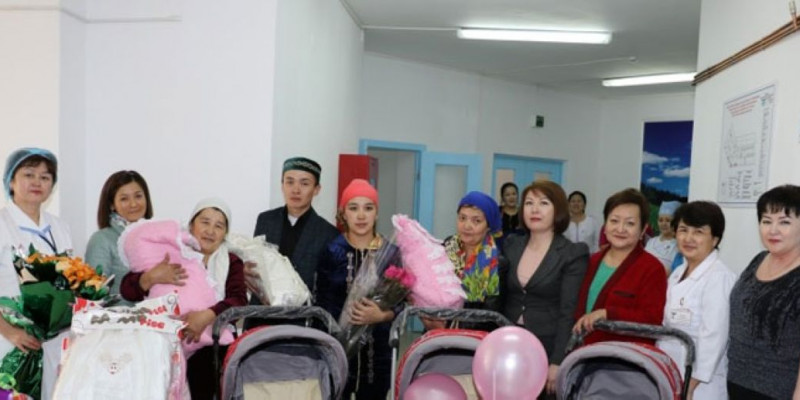 23 жастағы келіншек - Қазақстандағы ең жас көп балалы ана