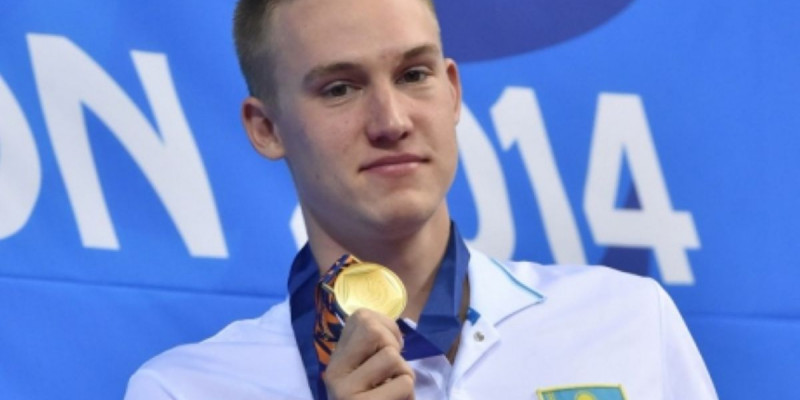 Дмитрий Баландин Универсиада-2017 алауын алып жүреді