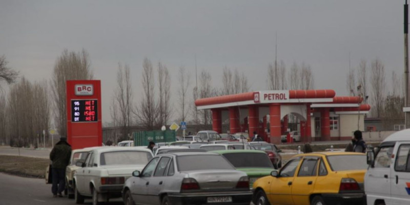 Ташкентте бензин тапшы