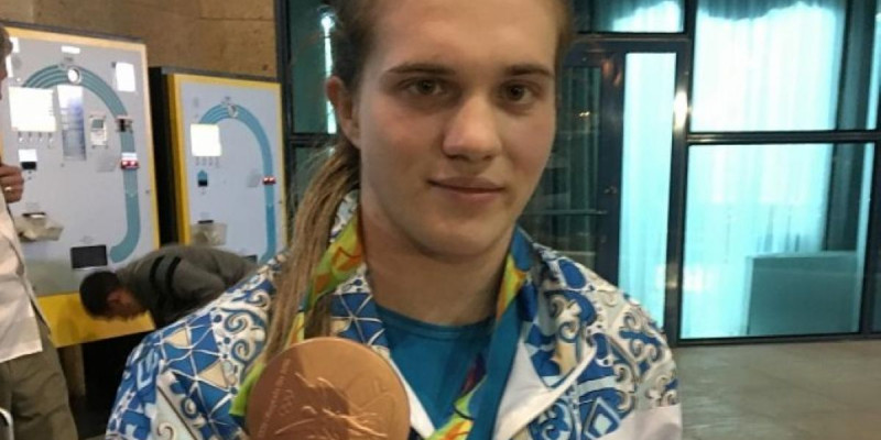Карина Горичева Қыздар университетінде тегін білім алады
