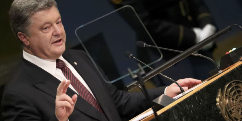 Порошенко Сирия мен Украинаны Ресейдің полигонына теңеді