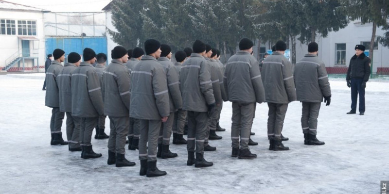 Еліміздегі 4 балалар колониясына қылмыскерлер сыймай барады