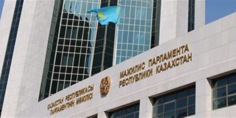 Депутаттар әндердің деңгейіне баға беретін Кеңес құруды ұсынды