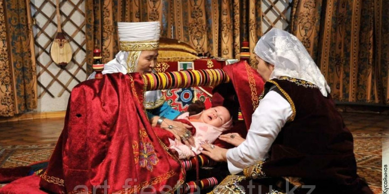 Бесік тербеткен үйде береке бар