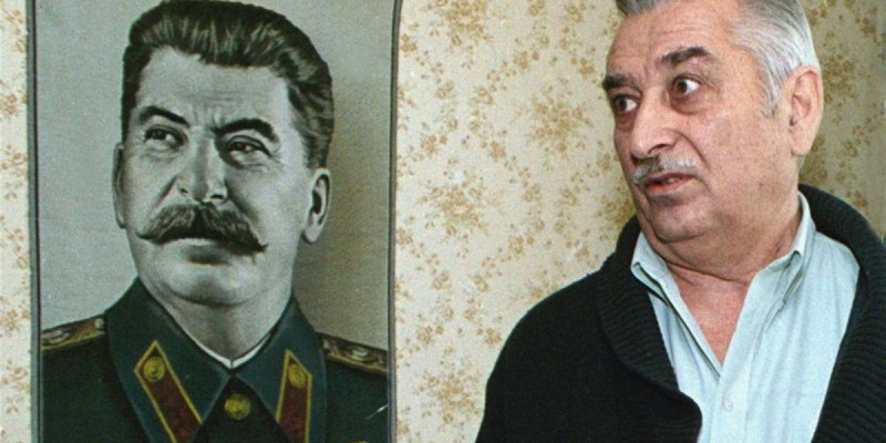 И.Сталиннің немересі аялдамада қайтыс болды