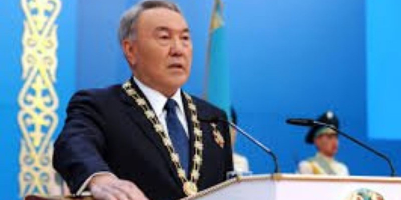 Назарбаевқа «Жыл адамы» атағын берді