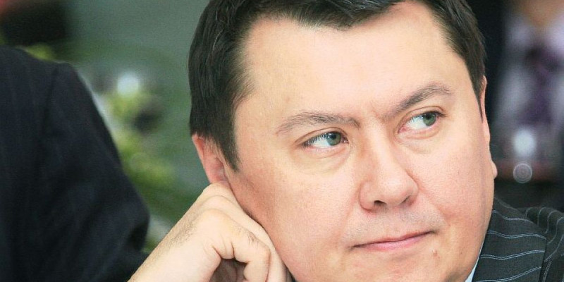 Тәжірибелі сарапшы Рахат Әлиевтің қалай өлгенін жайып салды