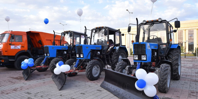 Күнгейде автожолдарға қызмет ететін 25 техника берілді