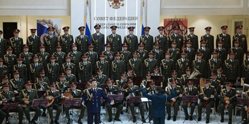 Қара теңізге құлаған ұшақтың бортында атақты "Любэ" тобының әншісі де болған