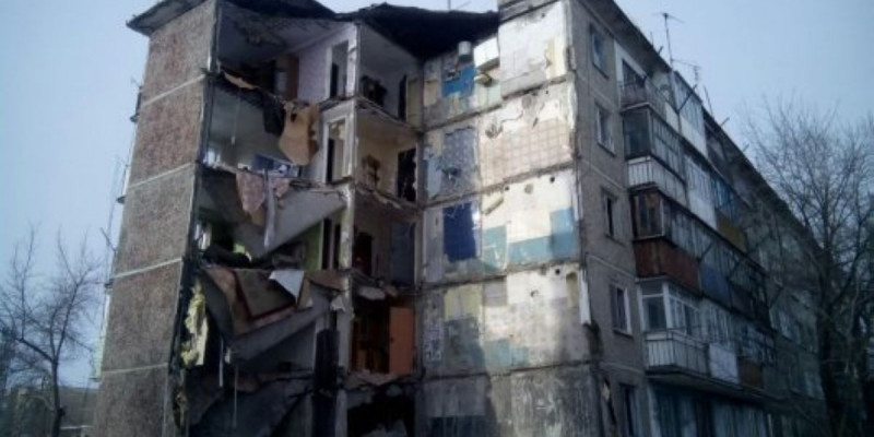 Депутаттар Шаханда зардап шеккендерге бір күндік табыстарын аударады