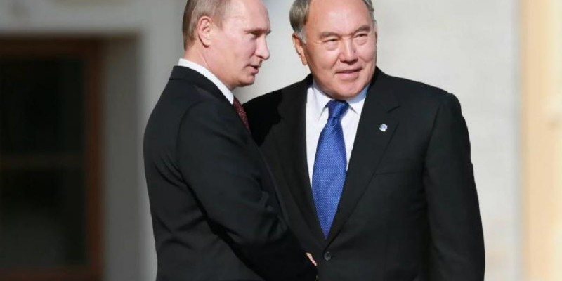 Назарбаев Путинмен кездеседі