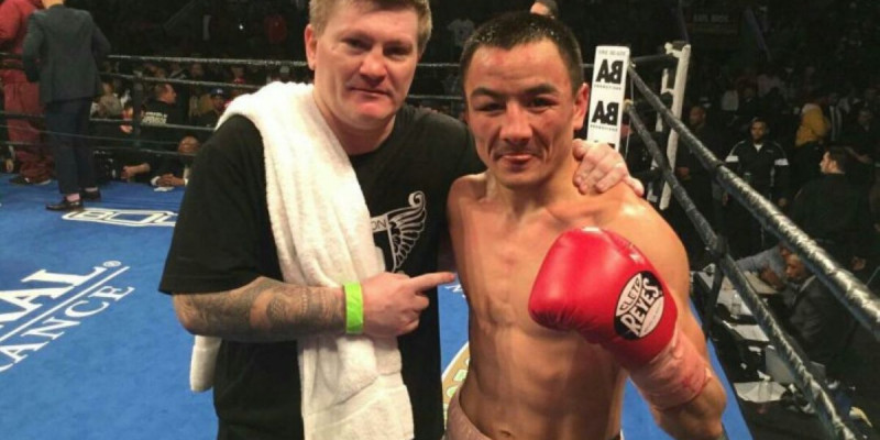Жанат Жақиянов WBA және IBO тұжырымдары бойынша әлем чемпионы