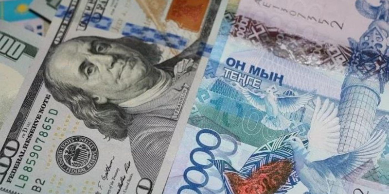 Теңге нығая түсті. 1 доллар - 321,59 теңге