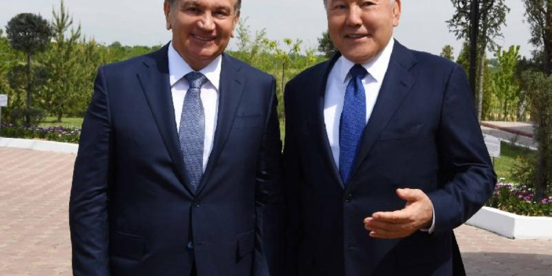 Мирзиёев Назарбаевқа алғыс айтты