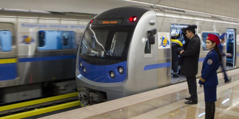 Алматы метросында жолаушыларды тексеру шаралары күшейтілді