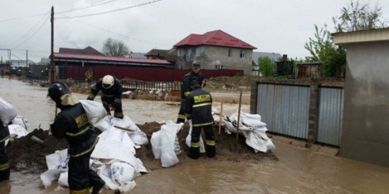 Алматының бірқатар нысандары су астында қалды