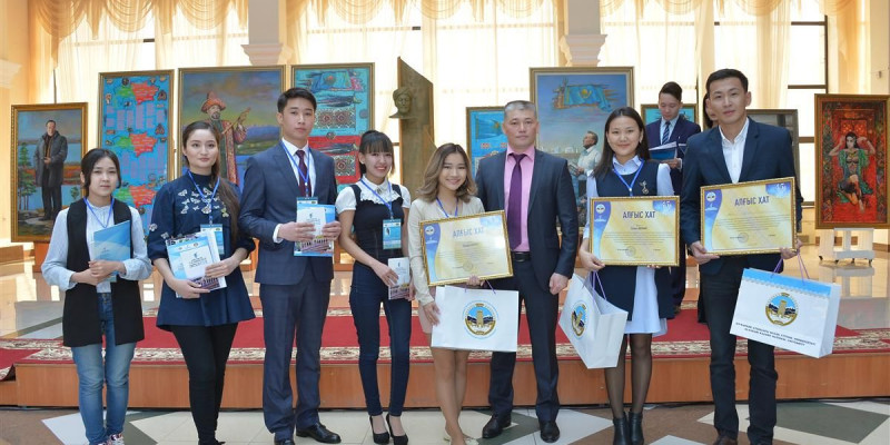 Журналистика факультетінің телерадиокешеніне - 45 жыл!