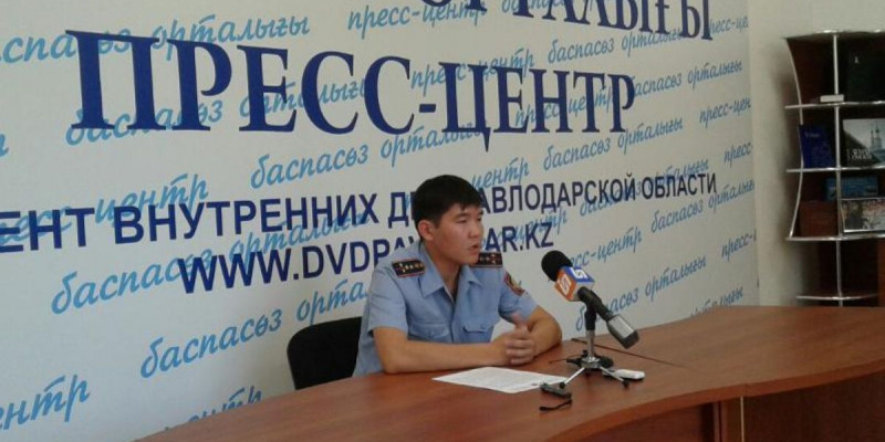 Полицей кейпіне енген алаяқ зейнеткердің 1 млн теңгесін жымқырып кетті