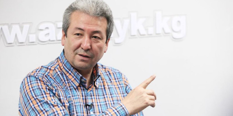 Қырғыз президенттігіне үміткер Қазақстанда сайлау кепіліне қаржы жинауда