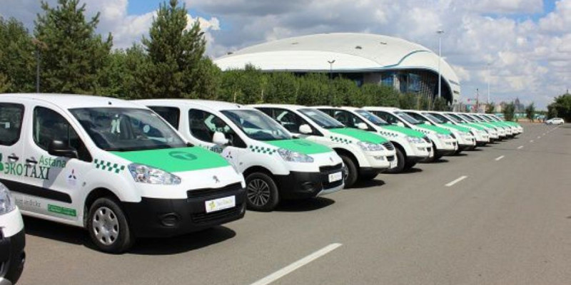 Елордалық таксист 1 күнде 30 мың теңге тапқан