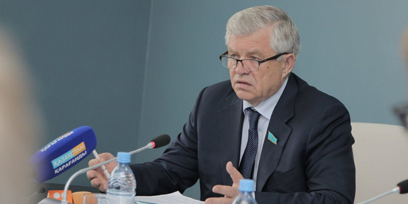 Божко өзінің сөзін бұрмалаған журналистерге шүйлікті
