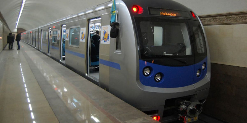 Алматы метросы қарияларға тегін қызмет көрсетеді