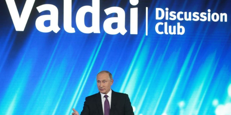 Путин Қариннің сұрағына қалай жауап берді?