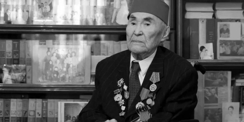 МҰЗАФАР ӘЛІМБАЕВ